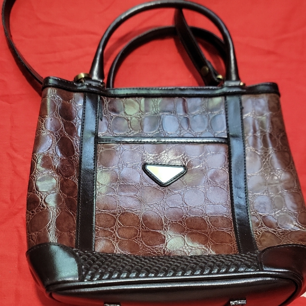 Chic Brown Crocodile Pattern Shoulder Bag